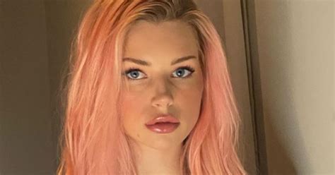 lottie moss gesichtstattoo|Lottie Moss: Kate Moss kleine Schwester hat jetzt ein。